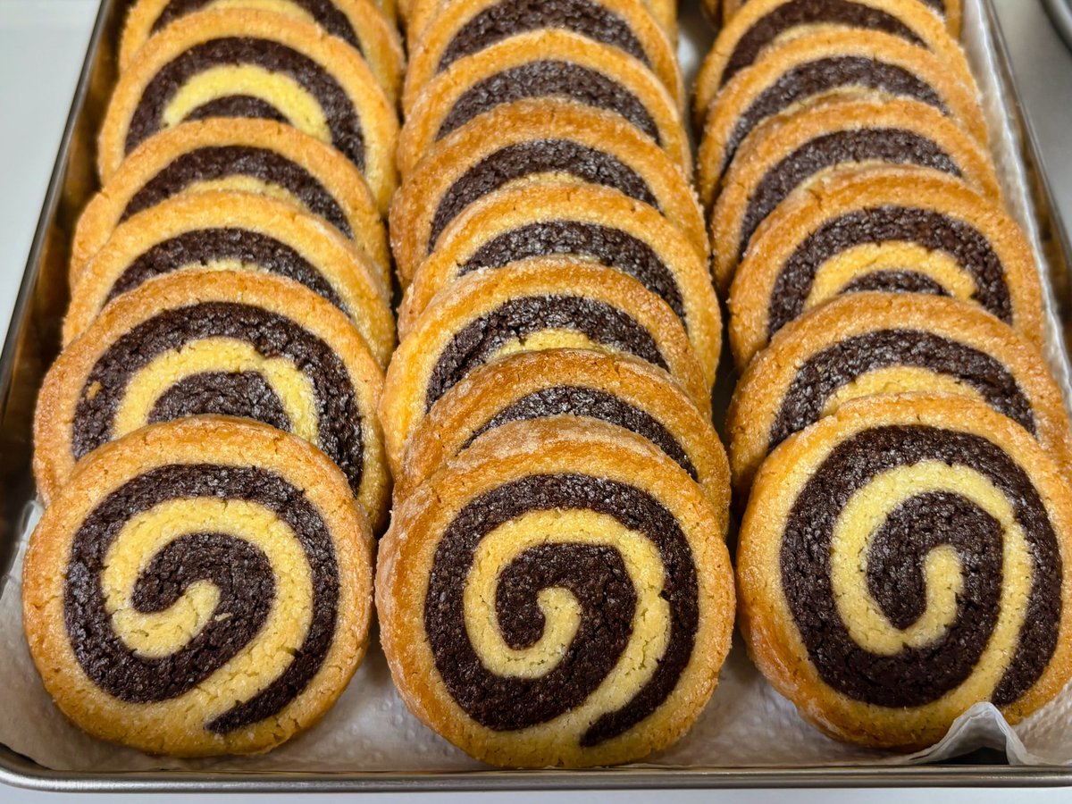 Calpisp's tweet image. ハロウィンパーティーに持っていく🍪