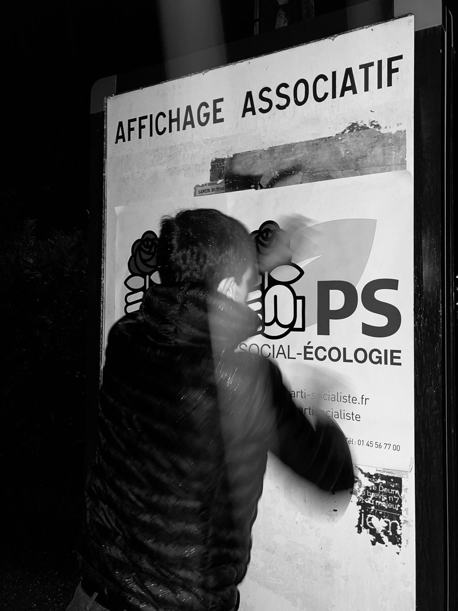 Critiquer un parti, c’est facile.
Le changer de l’intérieur, c’est plus dur mais mieux.
Fier d’être de gauche et socialiste !

#partisocialiste #jeunessoc #gauche #savoie