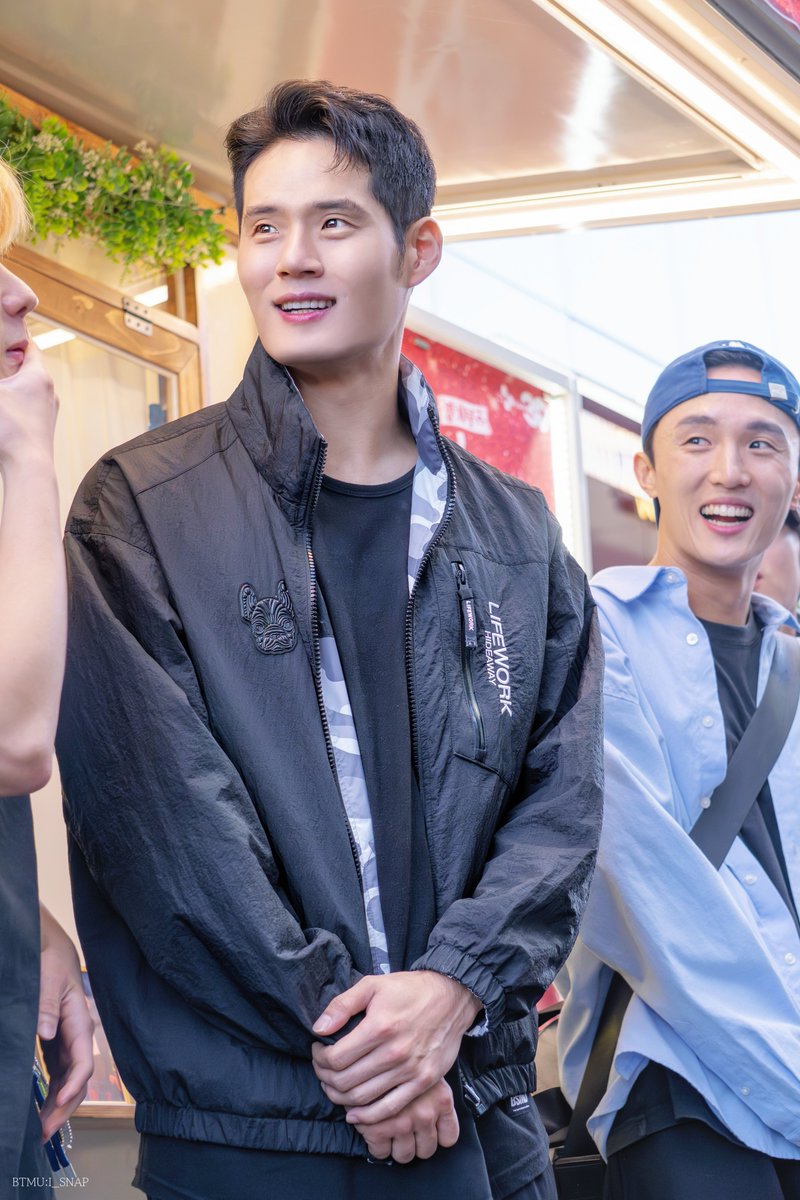 BATA_SNAP's tweet image. 251016 킹키부츠 엠카운트다운

#서경수 배우님
⠀