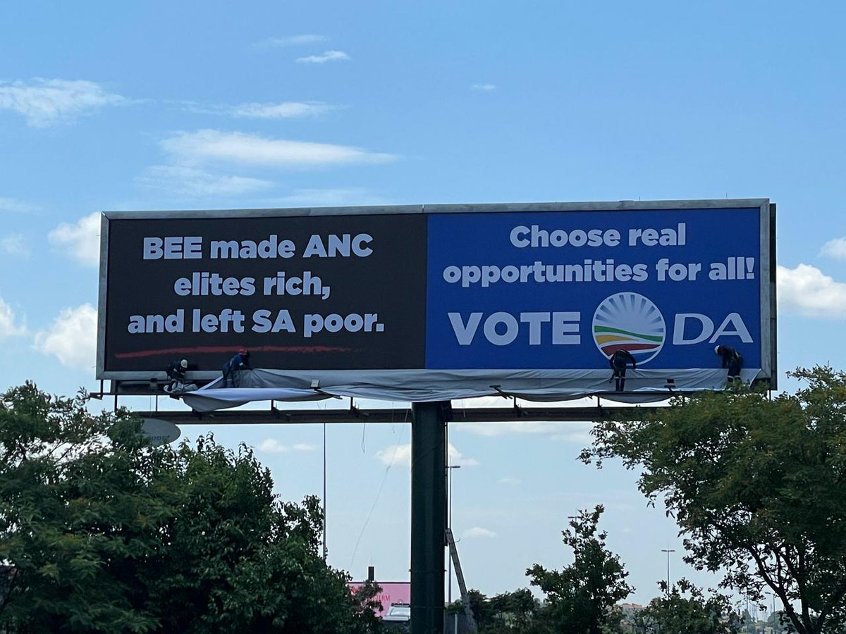 Democratic Alliance tweet media