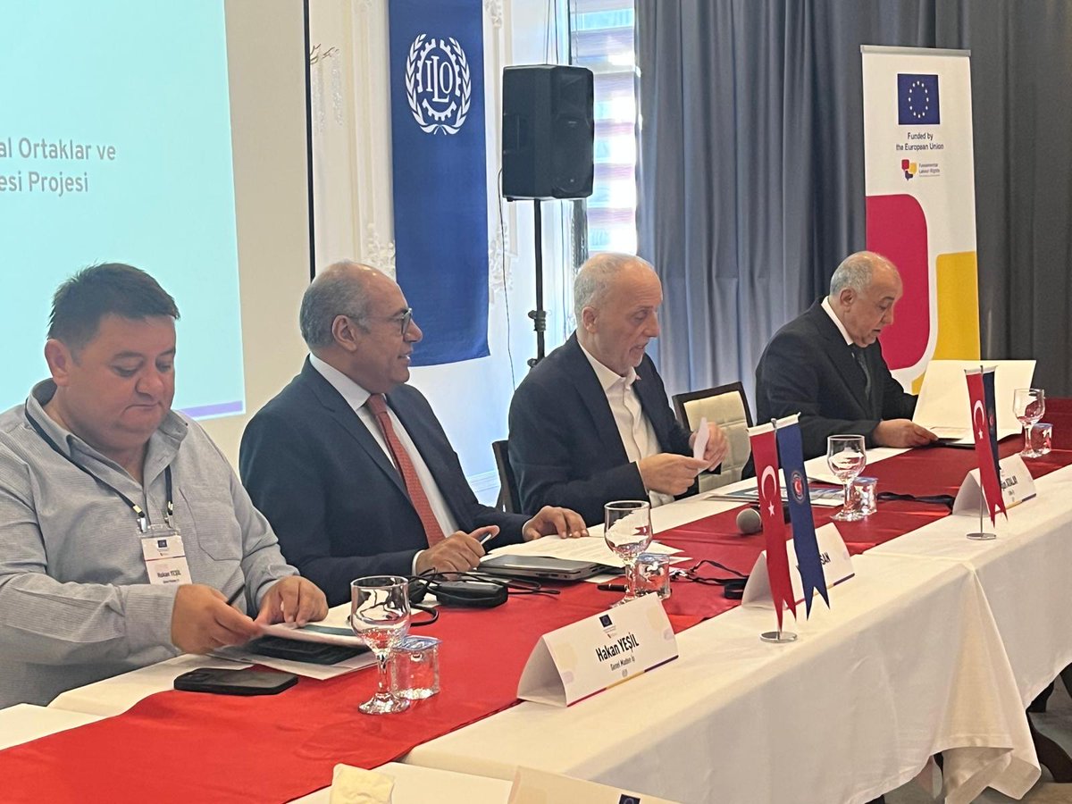 iloankara's tweet image. 🤝Strong partnership between ILO Office for Türkiye and @turkiskonf to advance Fundamental Principles and Rights at Work, strengthening the labour movement’s capacity to meet the challenges of the future of work. #DecentWork #KnowSpeakUpGetEmpowered #FutureOfWork