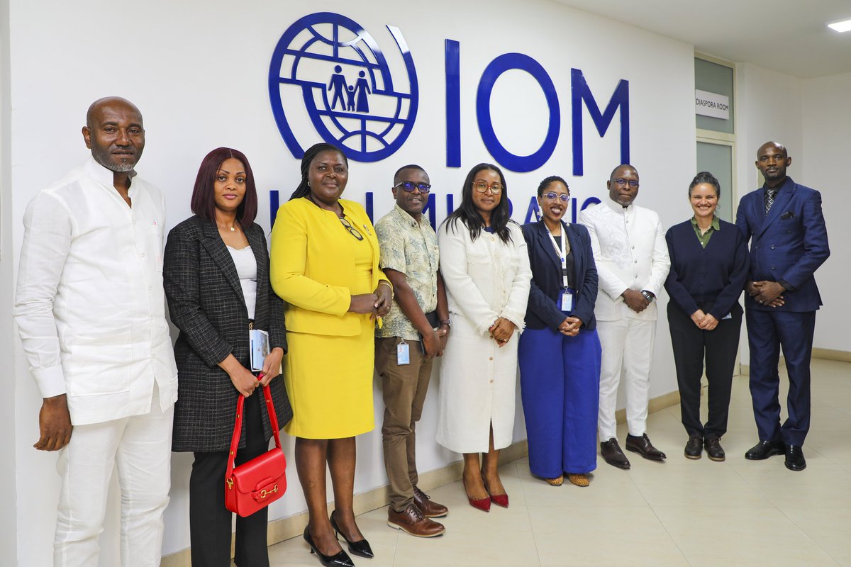 IOMatAU's tweet photo. In Addis Ababa🇪🇹, discussions with @diplocam_minrex and the Embassy of Cameroon focused on collaboration around the new national strategy for mobilizing the Cameroonian diaspora for development — in line with the AU–IOM partnership and #MalaboPledges.

#Migration4Development https://t.co/qFvaWGwNK2