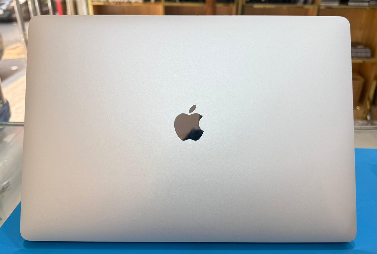 Macbook Pro  2019 15-inch  16gb / 256gb  With charger  Good condition  @ 1,105,000 TZS

📦 100% Original | ✅ Tested &amp; Clean
📍 Available at TechWinga
📲 WhatsApp: shorturl.at/ml2qS