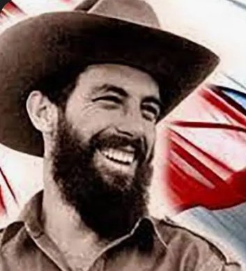 Hoy en los corazones de cada revolucionario cubano se rinde homenaje a Camilo, que sigue siendo fuente de inspiración para su pueblo. #CamiloVive