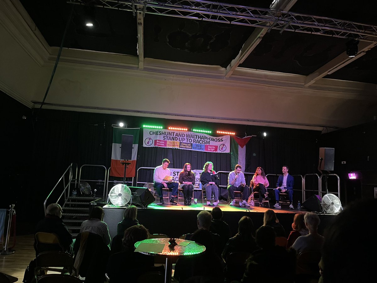A great time this weekend at <a href="/SITSuburbs/">Socialism in the Suburbs</a> with comrades talking socialism, anti-racism, and internationalism.

(Thanks for welcoming a Northerner to the South).