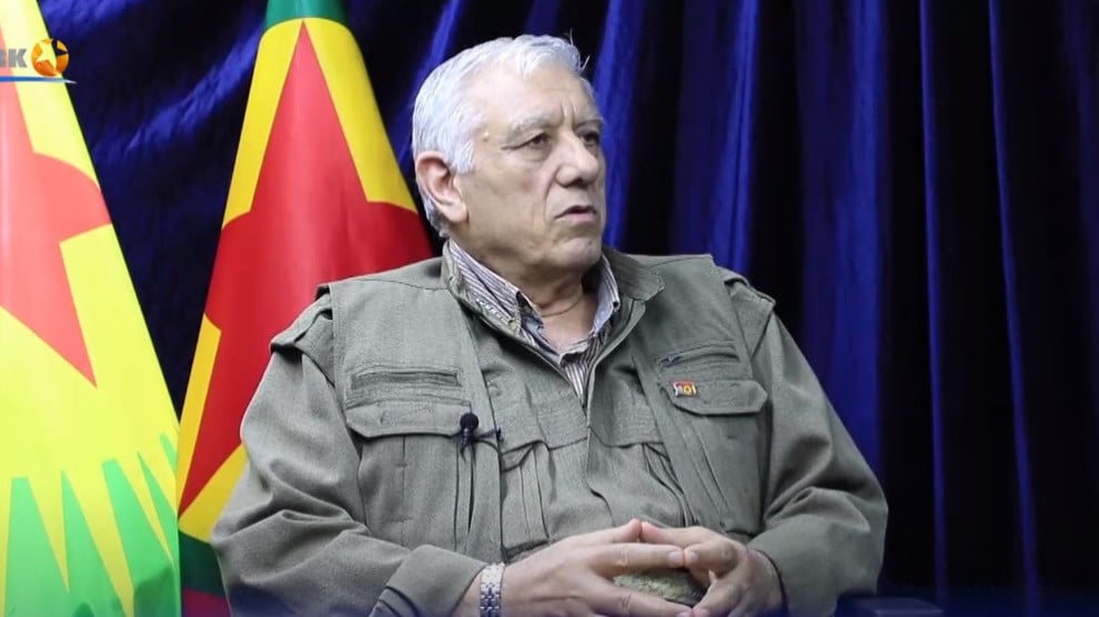 RojavaNetwork's tweet image. PKK Leader Cemîl Bayik: 
-Now it is the turn of the Turkish state to take positive steps
-Turkish state must enact laws of freedom and democratic integration without delay
-If Turkey does not take steps now, the previous steps will be meaningless