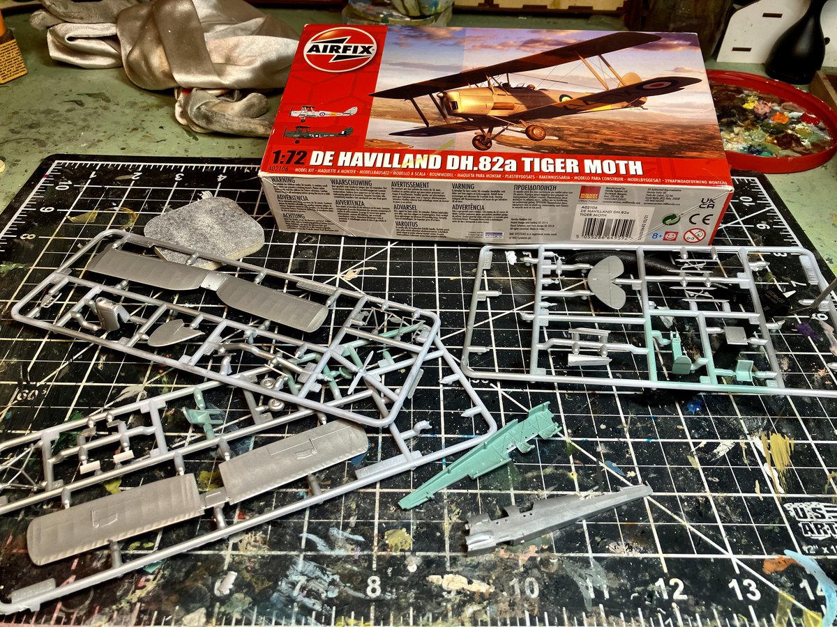 Airfix's tweet photo. What’s on your workbench?
Peter has started working on the 1:72 scale de Havilland DH.82a Tiger Moth! An iconic trainer with a timeless design — we can’t wait to see this one come together.
📸 FB/ Peter Stanhope Arakawa
#Airfix #ScaleModelling #TigerMoth #ModelBuilding https://t.co/mlWaHZ5KQP