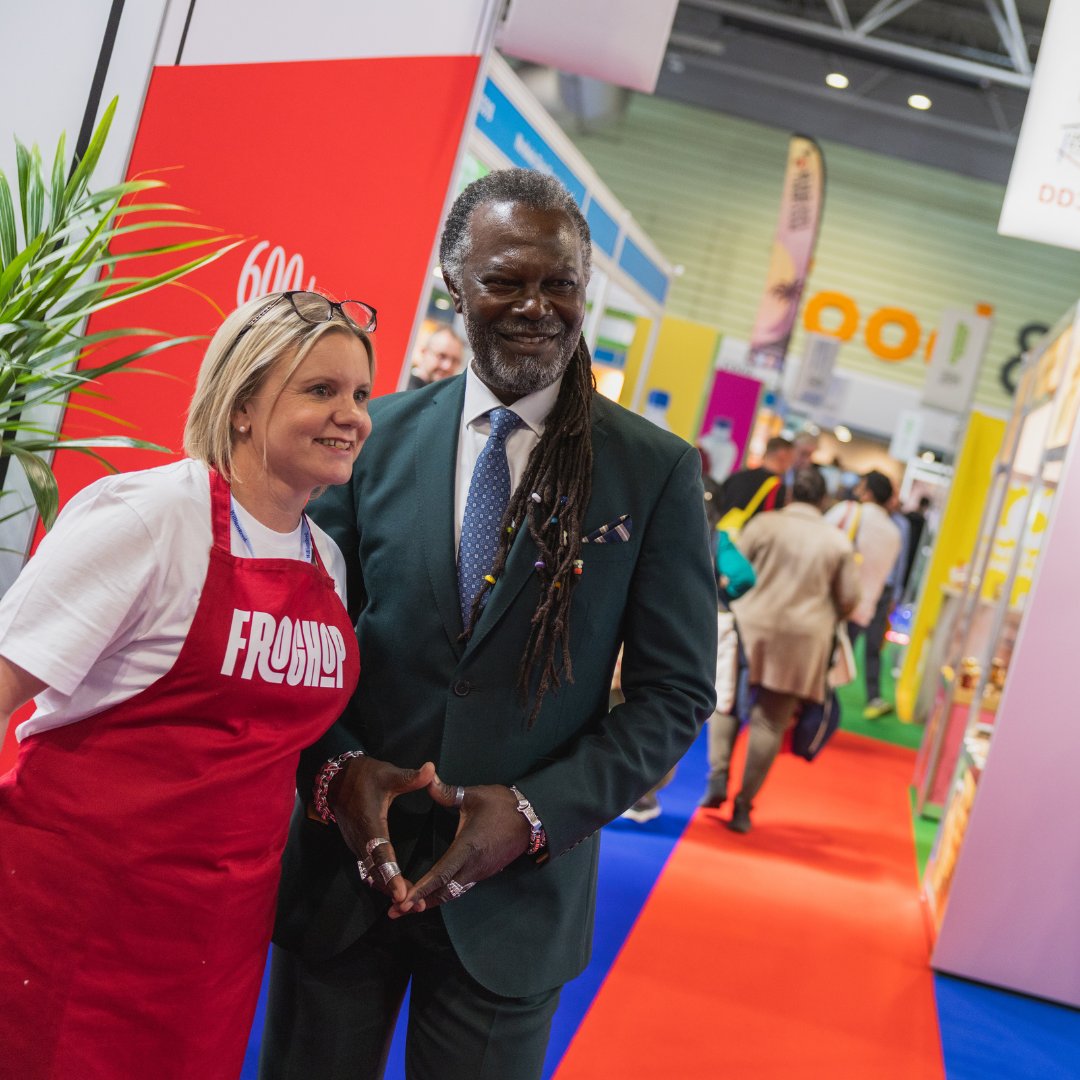 FoodDrinkExpo's tweet image. POV: You’re at The UK Food &amp;amp; Drink Shows - where buyers meet brands, ideas spark over coffee and products take centre stage. Every corner is buzzing with high-quality conversations and real business in motion💡 

#FDE2026 #TradeShow #Insights #Conversations