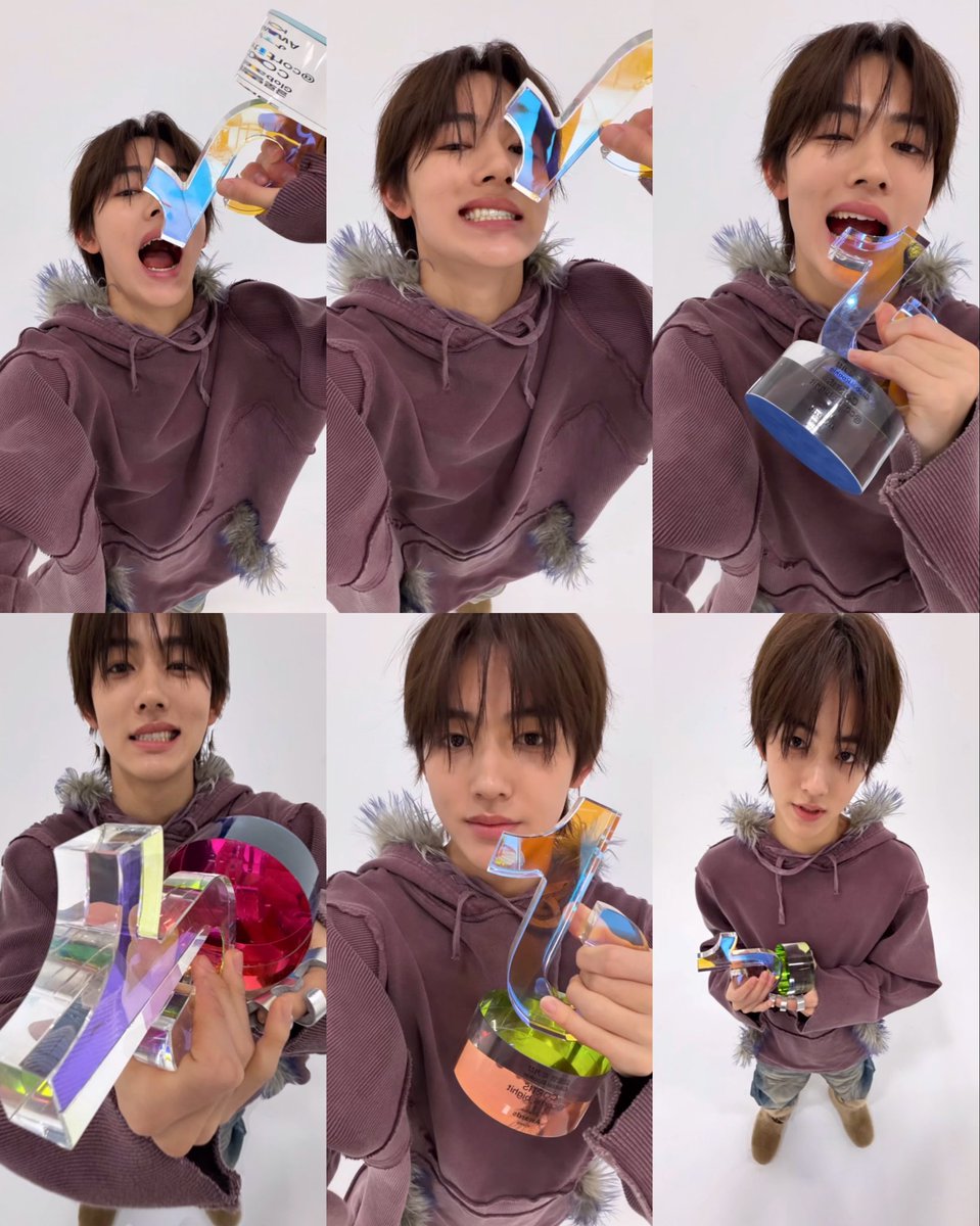 this trophy got us feelin like:

 #SEONGHYEON #성현