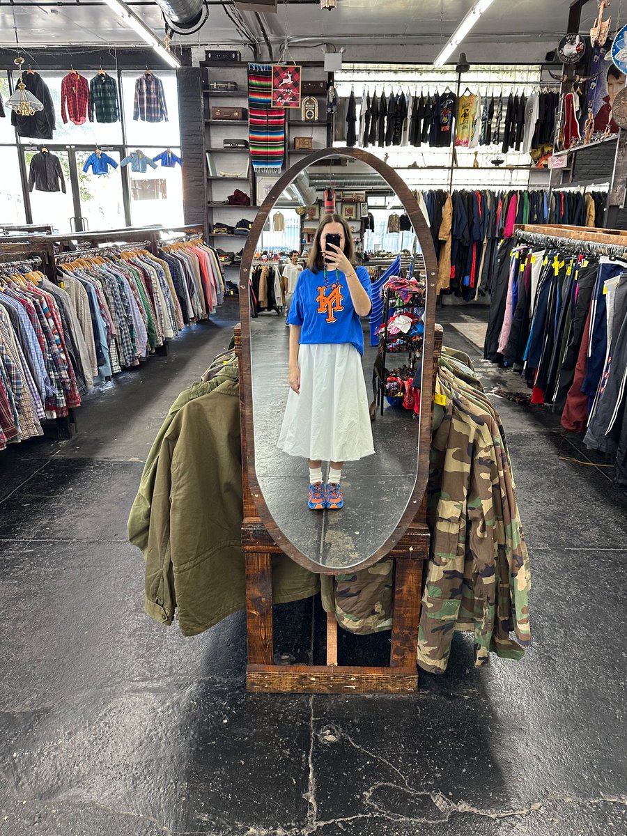 <a href="/KingPoobZ/">Mr Ecko ⚪Ⓜ️ 🇭🇹 👟🍉</a> La street culture c’est la mode, les friperies, le sport, les USA, les collabs, la musique et je crois que tout est sur cette photo 🤭