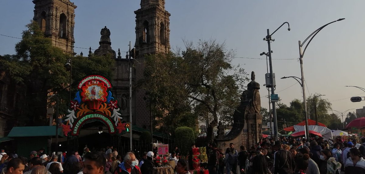 La devoción y la fé hacen el milagro ante lo que parece imposible...✨🕯️💖🙏
San Juditas, plis...🙏🕯️✨🙏