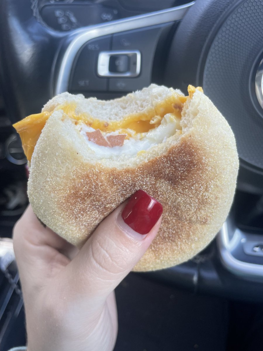 beccamarshall29's tweet photo. @McDonaldsUK egg shell an optional extra? Fuming. Waited 10 mins for this to be filled with egg shell 🫠 https://t.co/8k7T5Khuk1