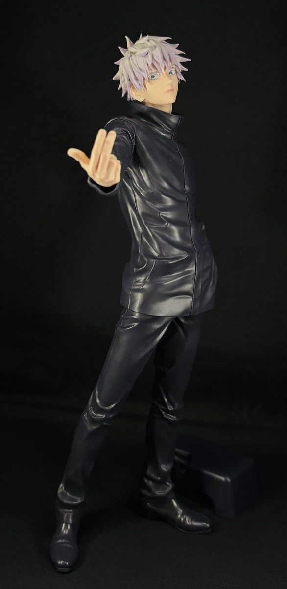 呪術廻戦 Grandista 五条悟 フィギュア 服のシワが細かいのとお顔も