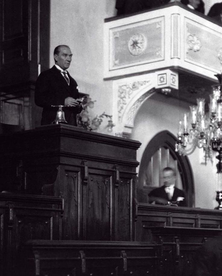 “Efendiler,Yarın Cumhuriyeti İlan Edeceğiz.”
-28 Ekim 1923