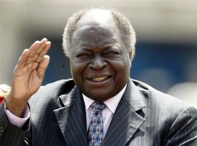 jazielnjiriri's tweet photo. Did you ever hear Kibaki complain that he inherited a collapsed economy from Moi?
He started working immediately.
Free education. 
Duty free motorbikes. 
The highways. 
Wow 👌. 
Akili Mtu Wangu. https://t.co/0MNHOLPma1