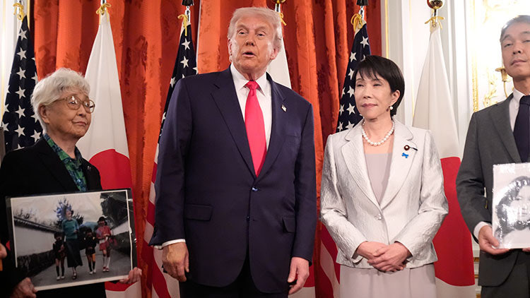 トランプ大統領、アジア歴訪で主要国との貿易交渉を本格化

ドナルド・トランプ米大統領は日本を皮切りにアジア歴訪を開始し、韓国、インド、オーストラリア、台湾など主要国との貿易交渉を本格化させた。