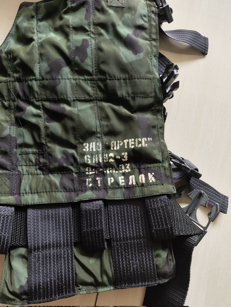 ！！！For sale！！！
6sh92-3 naval infantry version 
Swamp barvihka camouflage 
Without back pack
 Alipay &amp; Wise preferred
 300 usd &amp;Shipping was not included