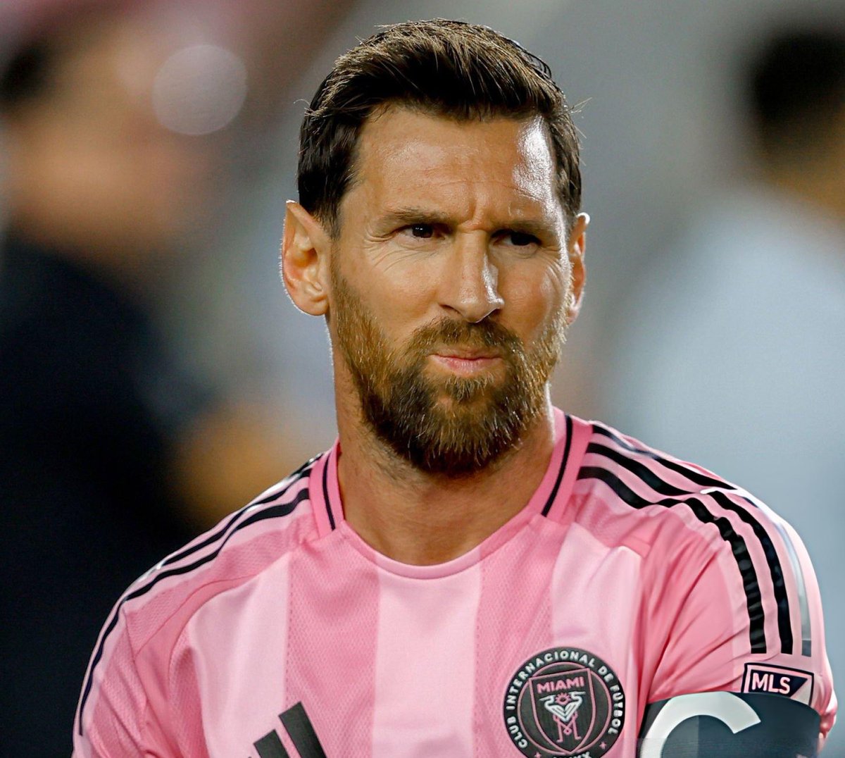 Cristiano Ronaldo and Lionel Messi are the only 2025 FIFPRO Men’s #World11 candidates playing outside Europe’s top leagues.