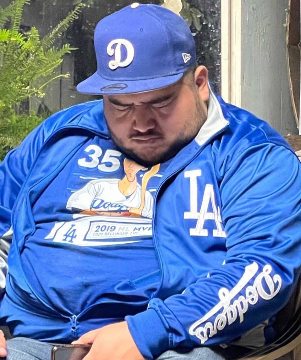 GlobalDanceGDE's tweet image. *me at work the next day after staying up late for the game* #WorldSeries