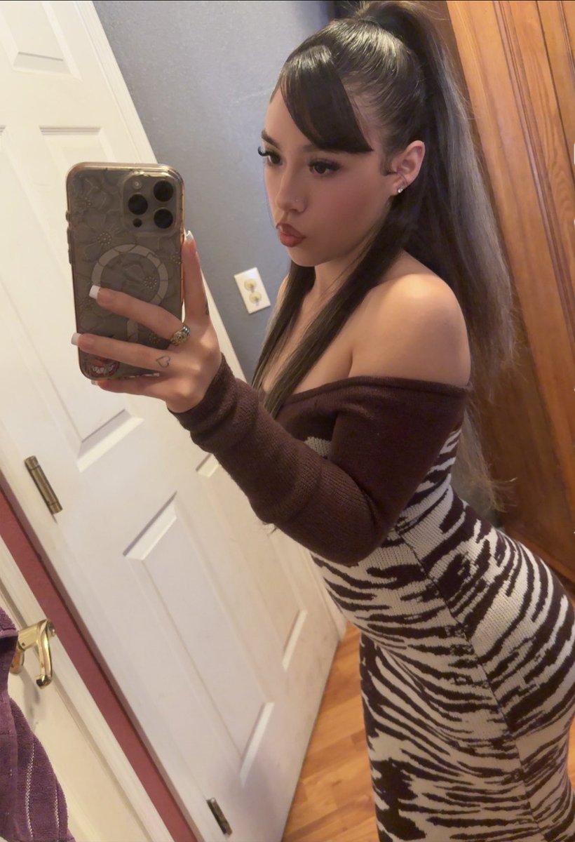 lexibenji_'s tweet photo. 🤍🤎✨ #petite #latina #guerita #bayareacali #porquequiero https://t.co/AAdocNE2DX