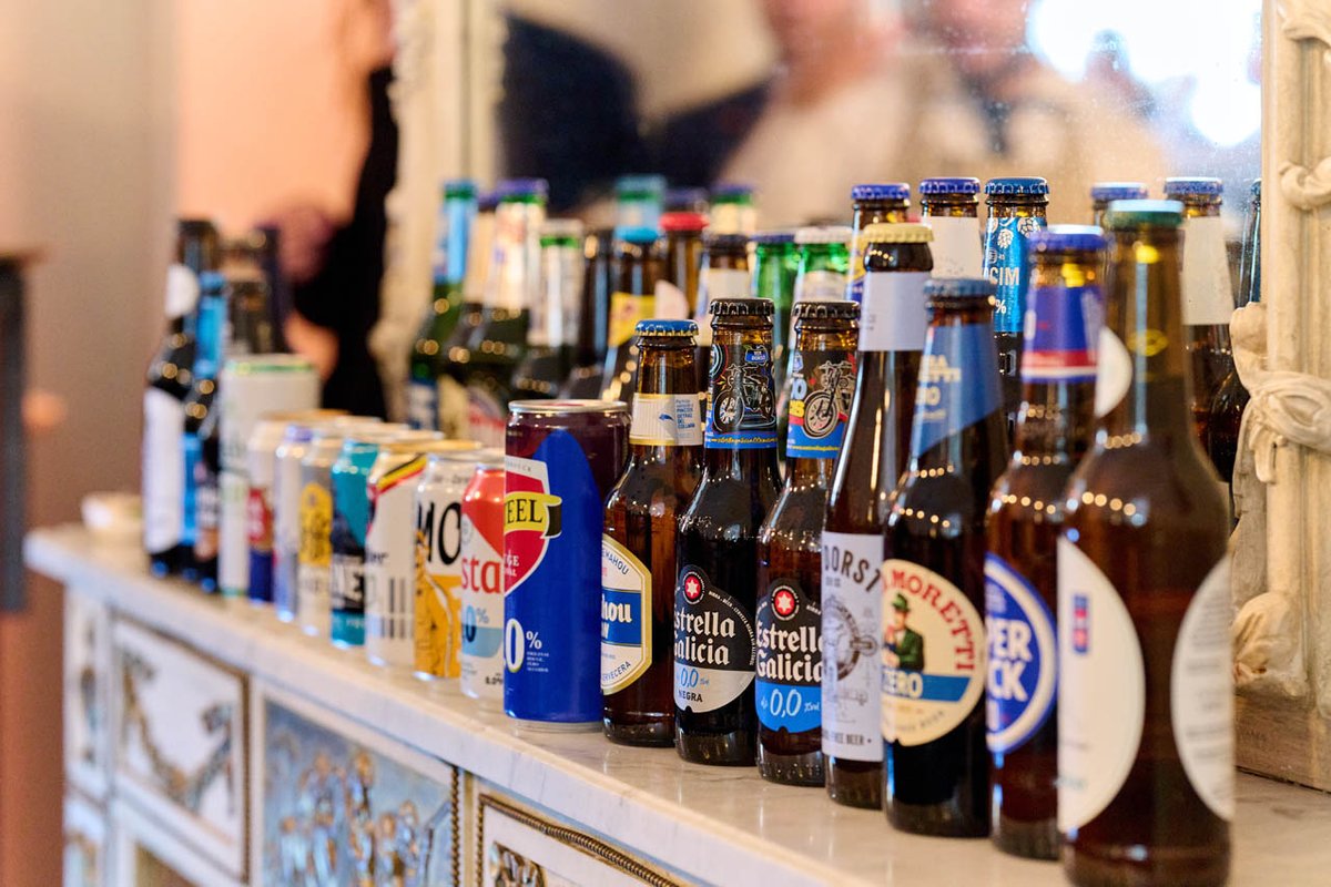 brewersofeurope's tweet image. 🇪🇺 Europe is home to over 10,000 breweries crafting unique beers — from crisp lagers to rich stouts. Every sip tells a story. 

Celebrate European #BeerMonth with a toast to diversity! 🍺 #BeerFact