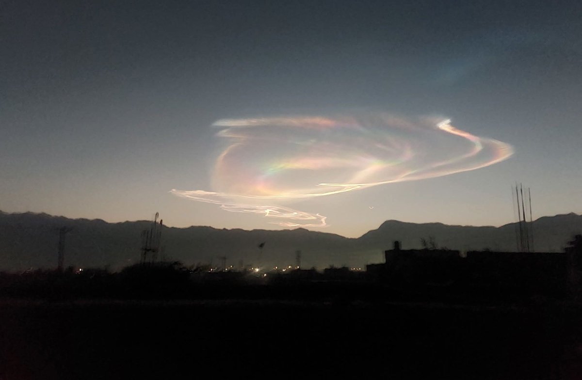 NavCom24's tweet photo. #BREAKING: Pakistan has successfully tested a suspected hypersonic weapon system, stunning visuals observed. https://t.co/UtMC8NUwC6