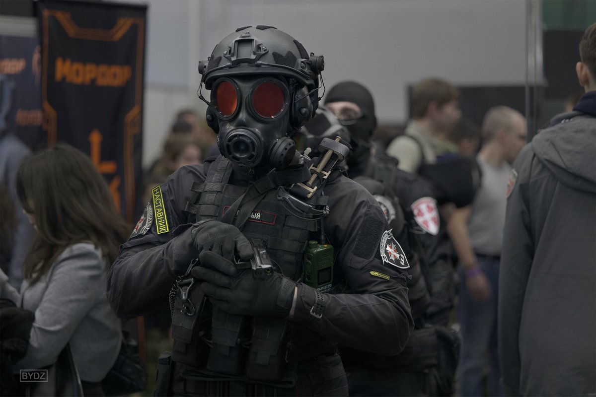 DivisionRussian's tweet image. Фото с мероприятия посвященная страйкболу, на фото Наставник команды U.R.D. "Правый"
#REBHFun #Umbrella #ResidentEvil #Airsoft #Russia