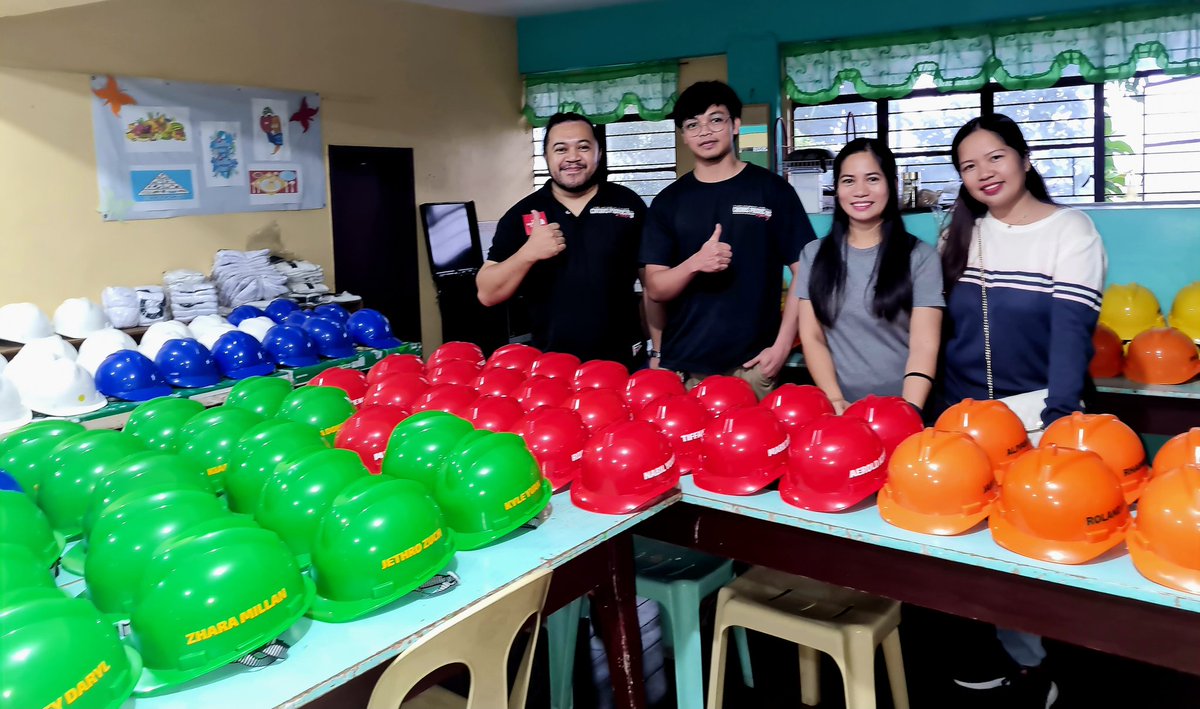 chrislaberinto's tweet photo. Don Bosco Elementary - Vynil cutouts on Safety Hardhats

Fast and Quality Printing needs
CONTACT US NOW: 09152022422
https://t.co/6dJEwwVSJf

We Accept all Kinds of Printing Works

All Digital Printing
Offset Color Sep
All Kinds of Corporate Giveaways
Trophies and Medals https://t.co/zOsx5NPX3Y