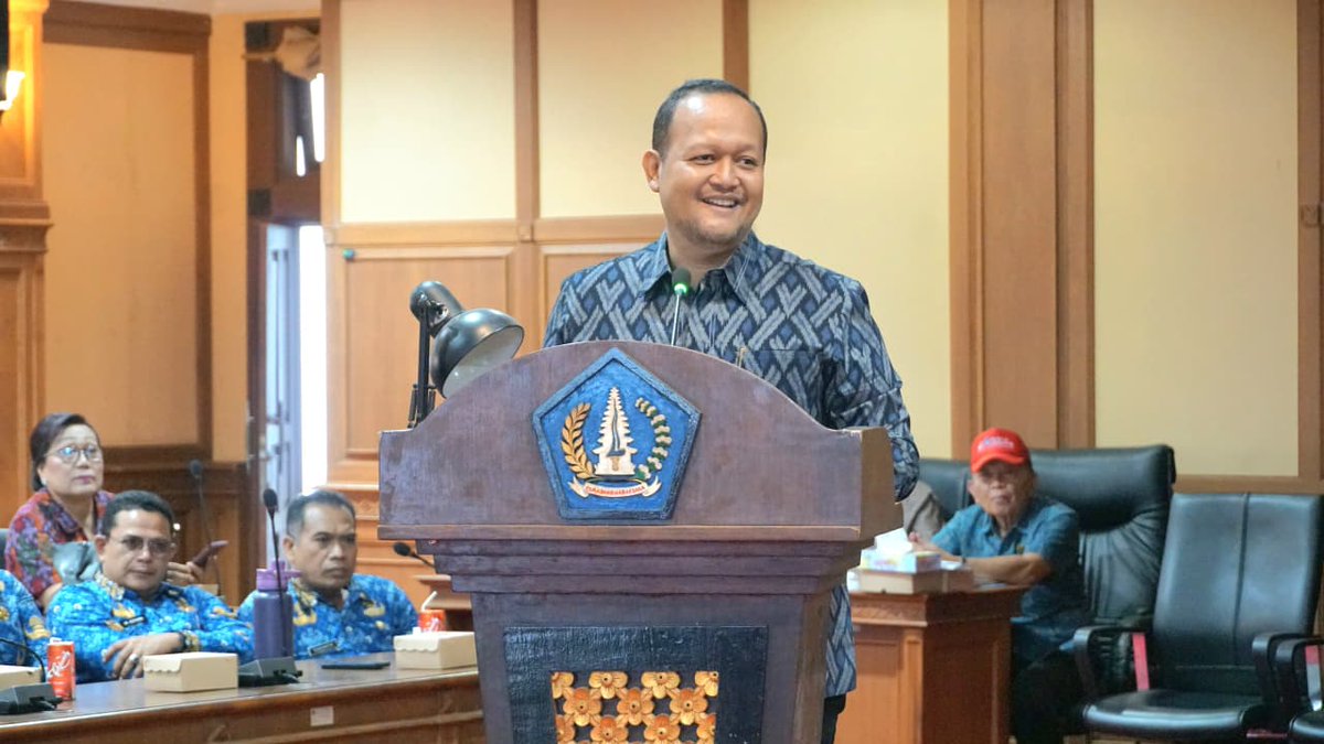 Wabup Buka Temu Regional Komda Lansia di Mangupura

badungkab.go.id/kab/berita/671…