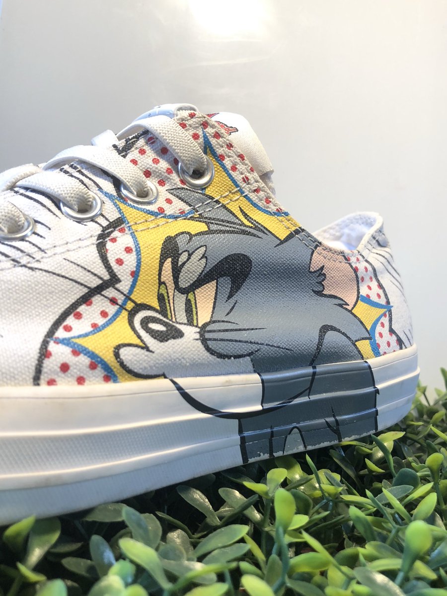 yvenomjin's tweet photo. ปล่อยต่อ❗️👟Converse Chuck Taylor All Star Ox Tom and Jerry
Size.MENS 10 | UK 10 | EUR 44 | CM 28.5
สวยมากก สภาพใหม่ ไม่มีกล่องนะคะ
ขอดูภาพเพิ่มเติมได้คับ แท้ 💯 ปล่อย 1,190฿ 
#converse #ส่งต่อconverse #รองเท้า #มือสอง #รองเท้ามือสองของแท้ #ส่งต่อรองเท้า #เสื้อผ้ามือสองสภาพดี https://t.co/Siem4G0o9v