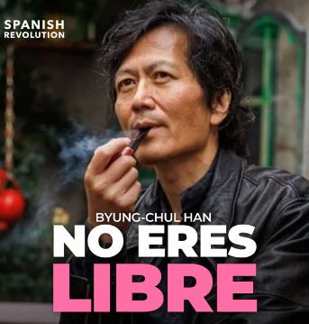 Vídeo | No eres libre
spanishrevolution.net/video-no-eres-…

Byung-Chul Han recogió este fin de semana el premio Princesa de Asturias de Comunicación y Humanidades 2025. En su discurso, el filósofo criticó duramente al sistema neoliberal, que nos ofrece una libertad ficticia basada en la