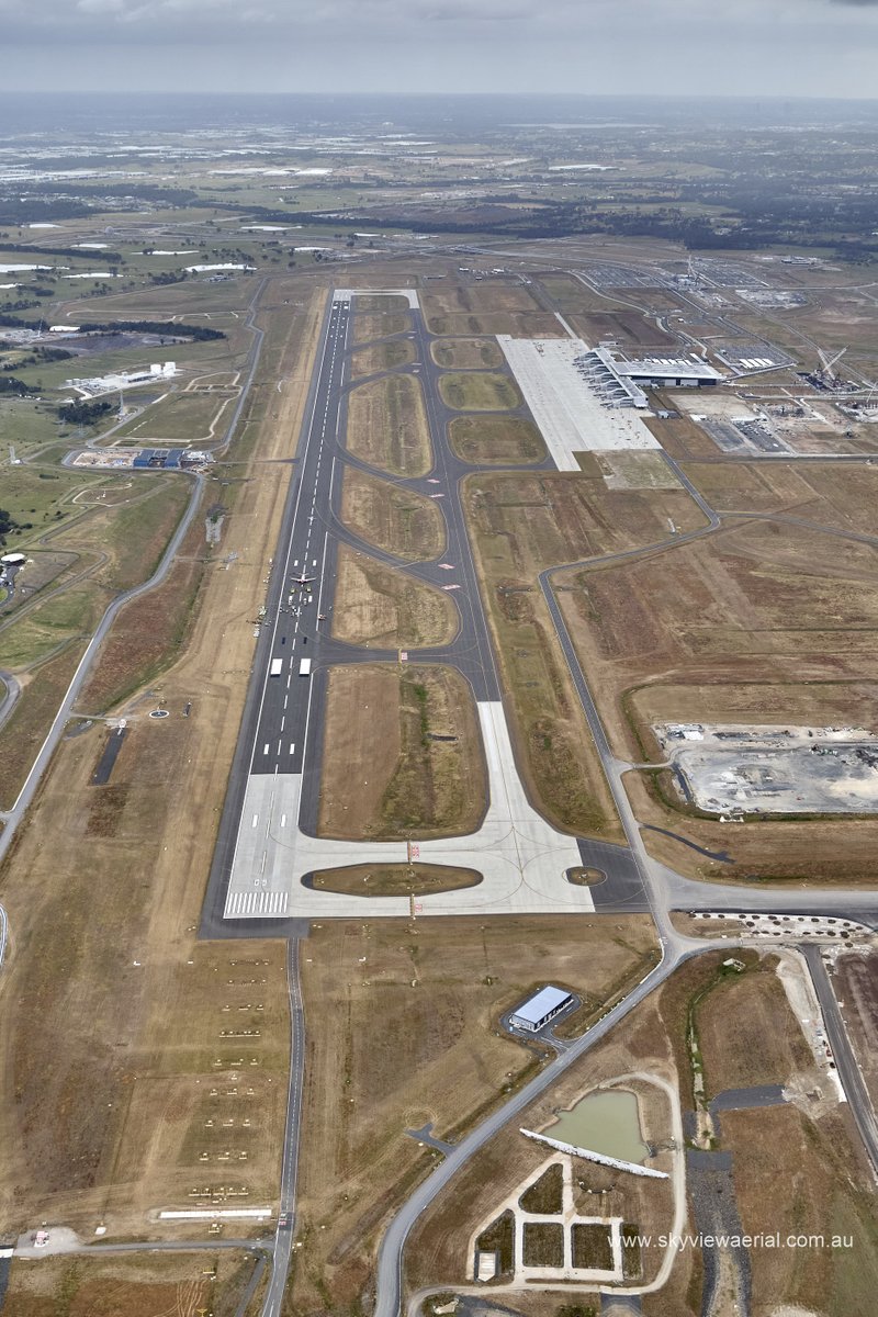 SKYview_Aerial's tweet photo. Have you heard? A large plane landed at the new Western Sydney Airport today for emergency exercises, with multiple agencies (and on lookers) #skyviewaerial out trying to do #aerialphotography #notadrone https://t.co/EICzjqEP91