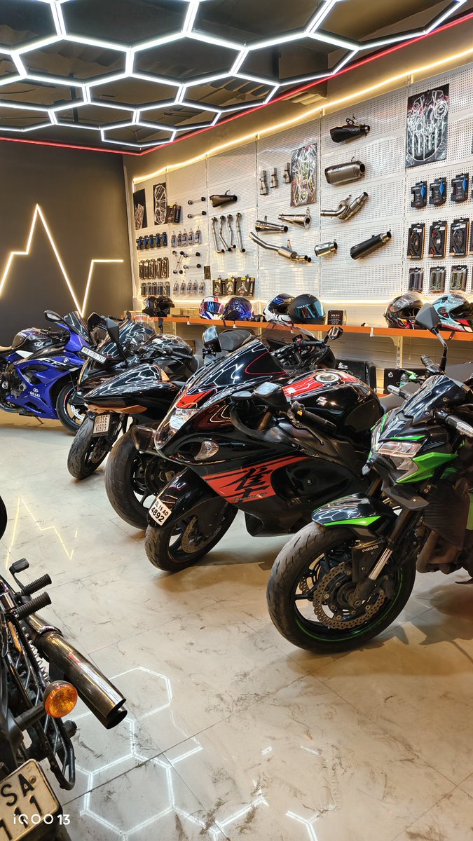 nitinpanwar0005's tweet image. #ShotOniQOO13 #Bikes #motohead