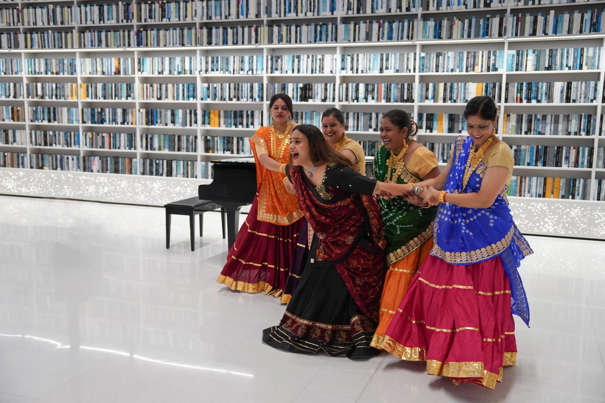 mbrlae's tweet image. Highlights from the cultural and artistic evening organised by the #MohammedBinRashidLibrary, in collaboration with Thirkan Dance Institute, featuring outstanding performances of Indian folklore and live accordion music, in celebration of the World Day for Audiovisual Heritage.…