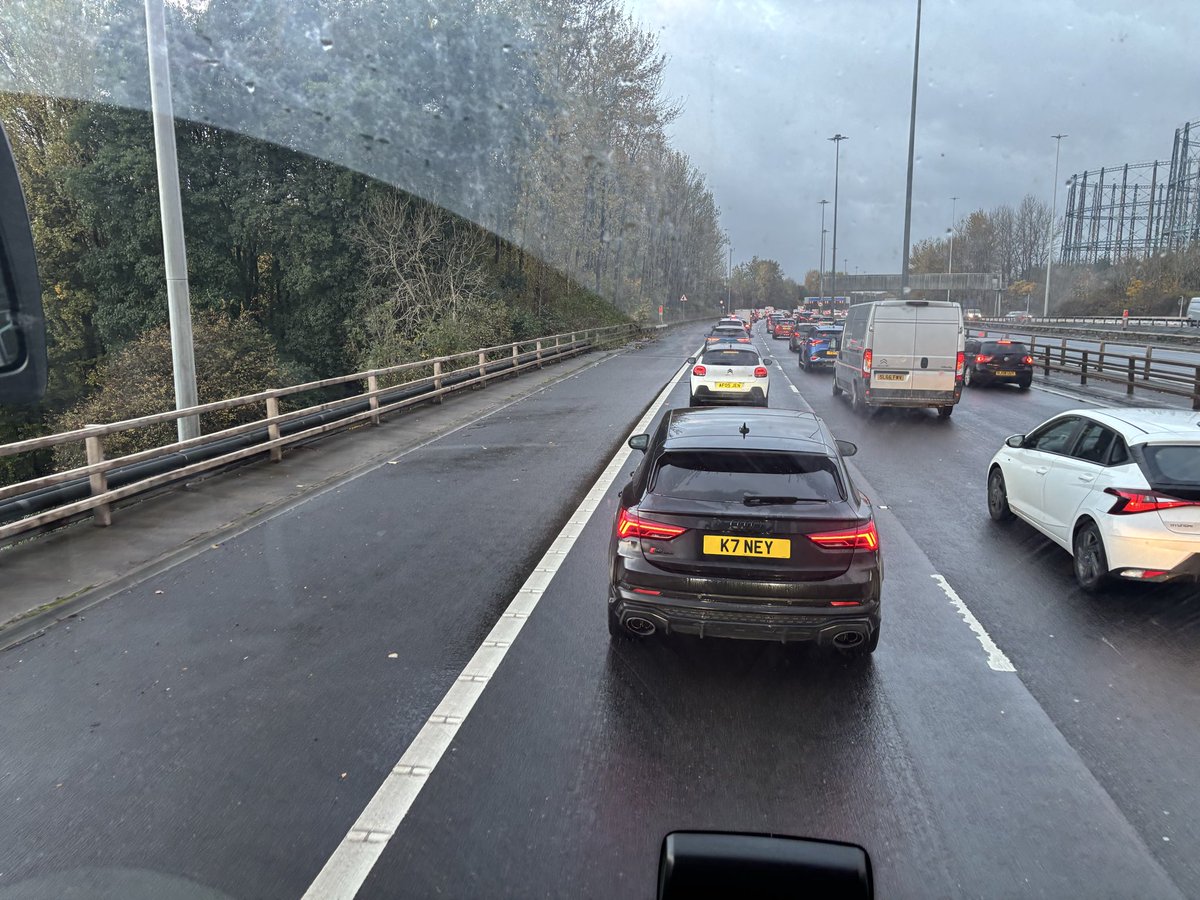 Over 6 years now since Nicola Sturgeon promised motorway bus lanes around Glasgow…still waiting… <a href="/MairiMcAllan/">Màiri McAllan</a> <a href="/FionaHyslop/">Fiona Hyslop</a> <a href="/KevinStewartSNP/">Kevin Stewart SNP</a>  This is such a vital climate action, all devolved powers, but still we wait. Let the buses flow, and travellers will choose bus! #M8jam