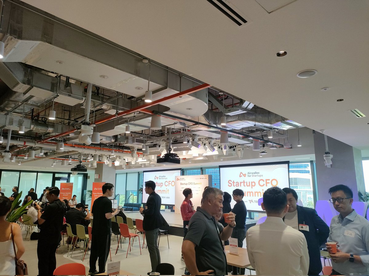 DeepInsightLabs's tweet image. Startup CFO Summit (CEO and COO welcomed too) by Airwallex for Startup and Tech In Asia