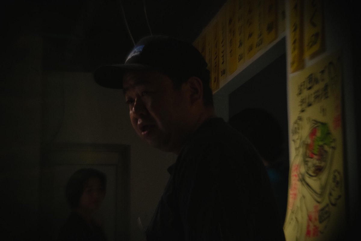 yennuinfo's tweet photo. 本日28日の公演は、当日のご用意はありません。ご了承ください。明日以降のお席あります！

#エンニュイ  performance      
新作『かえるまで、が。』       

#東京舞台芸術祭2025  参加作品         
会場：三鷹SCOOL         

上演期間：10/28(火)～11/2(日)           

出演：市川フー、浦田かもめ、小林駿、佐藤桃子、zzzpeaker���二田絢乃（50音順）            

作・演出：長谷川優貴            

「境界がにじみ、会話が溶けていく夜。 私はまだ、私だと言えるのか」            

○チケット発売中！        
🎫予約はこちら      

当日精算：https://t.co/cNexdInZYb      
電子チケット：https://t.co/26NhBQFWNf

写真:長谷川健太郎