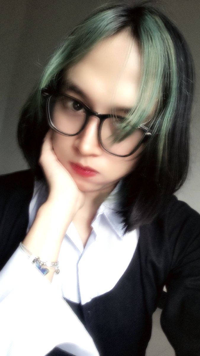 Kehujanan 😪
.
.
.
.
#femboy #crossdresser #ladyboy #shemale #transgender #transgirl