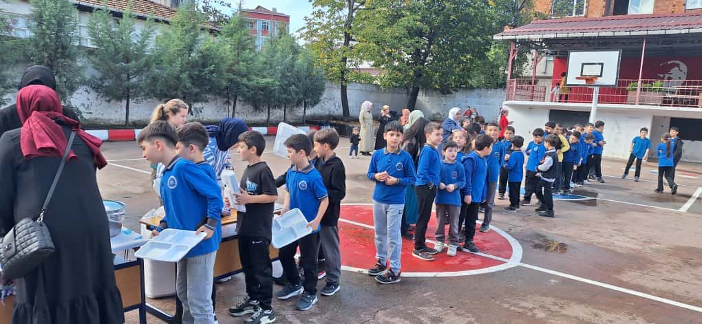 📌 Gökçeli İlkokulu’ndan Gazze İçin İyilik Seferberliği

İlçemizde “ÇEDES Gazze İçin Seferber” etkinlikleri kapsamında, Gökçeli İlkokulu tarafından Gazze yararına bir kermes düzenlendi.
teşekkür ederiz.