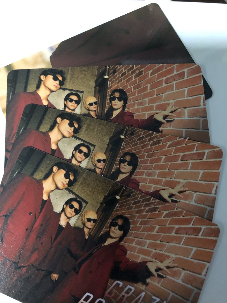 フラゲして来て、トレカ確認したら、とっつーじゃなかった…😕

前回もダメだったから、残念です😢
で、試しにメルカリ見たら、とっつーのが、1万円で出てました😳

さぁ、せっかくフラゲしたから、今日は楽しもう🥰

#ABCZ
#戸塚祥太
#crazyworld romantic