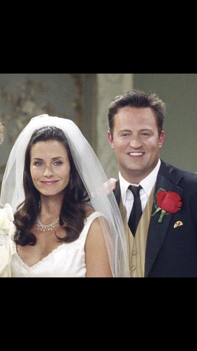 kennylanglea's tweet image. Remembering Matthew Perry. Died this day in 2023. Aged 54. American/Canadian actor. He died from accidental drowning caused by the acute effects of ketamine use. Five people were charged in connection with his death #MatthewPerry 🥀