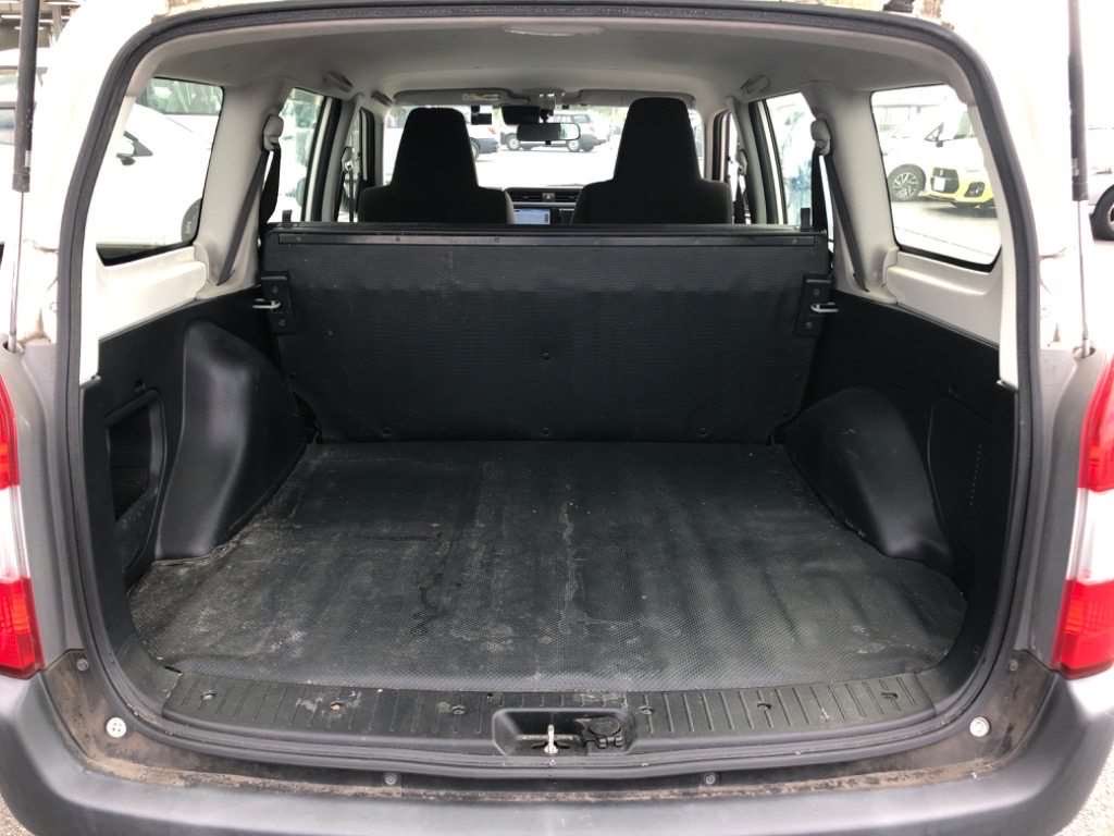 Ready to ship from Japan 🇯🇵 to Uganda 🇺🇬 
2017 / AT / Toyota / Probox Van / 標準: 4245 x 1690 x 1525
NCP160V / 156,100km

‼️Available today‼️
$5200 CIF Mombasa 

Call/Whatsapp 0754565822