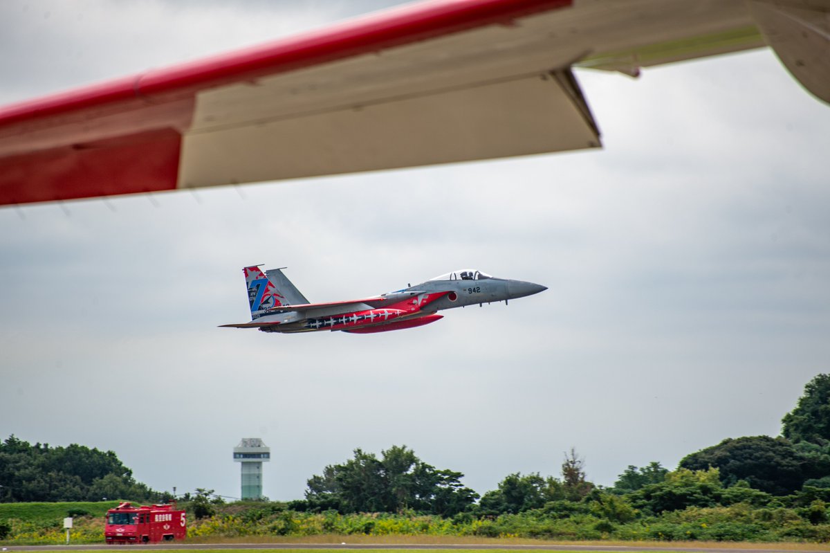 sukisukicamera's tweet photo. 岐阜基地航空祭
#キリトリセカイ #写真好きな人と繋がりたい #私とニコンで見た世界 #NikonD4 https://t.co/roH6vSToN1