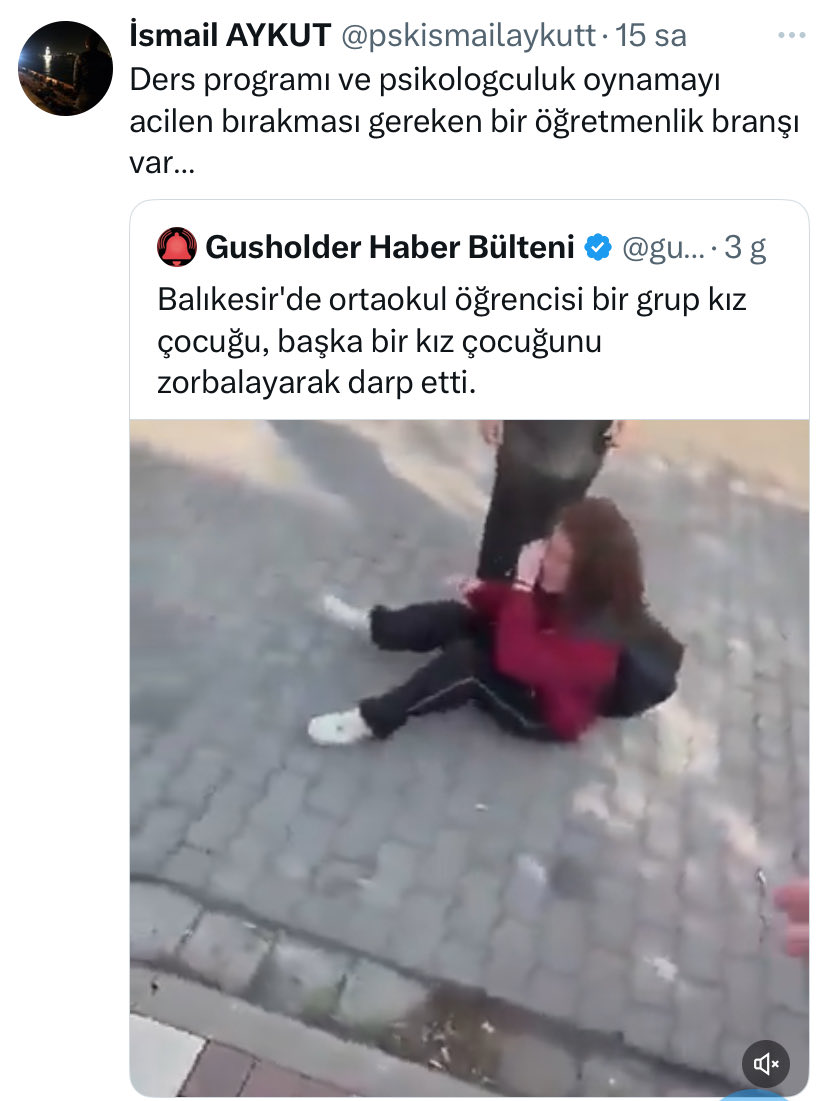 İnsan olmayı da öğrenmesi gereken bir fen edebiyat bölüm mezunları var. Bu üzücü durumdan bile başka bir bölüme laf atmak için fırsat kollayan bir kör cehalet…Okullarda psikoloji bitirip rehber öğretmen olarak çalışanları da bizzat gördüm. Kendilerine bile faydaları yok.