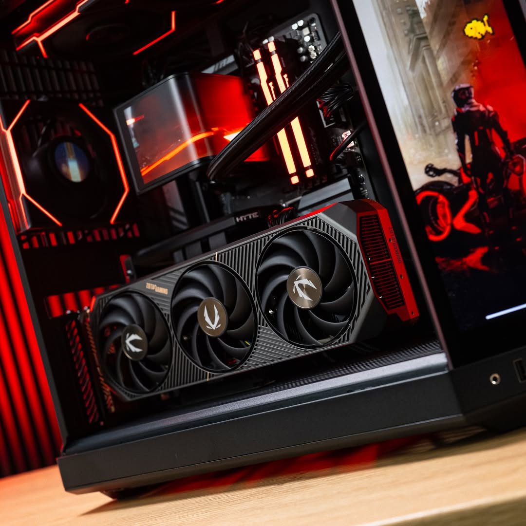 ZOTAC_UK's tweet image. The movie may have bombed, but this movie is THE BOMB 🔥

IG: emarque. co

#ZOTAC #PcBuild #GamingPC