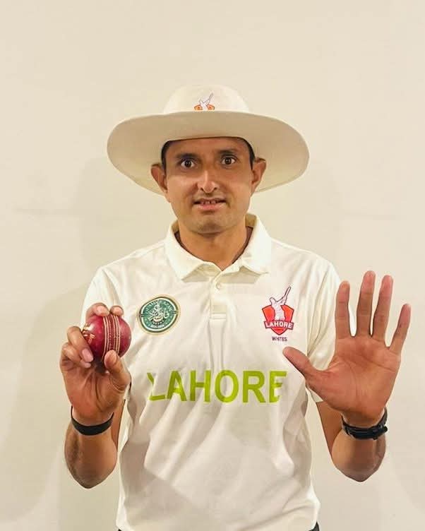 CricStatsINT's tweet image. Milestone Alert 🚨

Mohammad Abbas takes his 50th five-wicket haul in First-Class cricket!! 

- 12th Pakistani bowler to reach this landmark
- 5th Pakistani fast bowler to do so

#MohammadAbbas #QeAT #PakistanCricket #Cricket