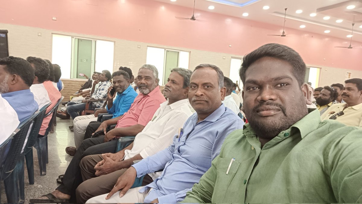 AdvocateVck's tweet photo. விழுப்புரம் ஒருங்கிணைந்த 
மாவட்டத்தின் சார்பில் 
ஒருங்கிணைக்கப்பட்ட 
‘பஞ்சமி நிலங்களை மீட்போம்’
கருத்தரங்கம் விழுப்புரத்தில் 
நடைபெற்றது.

நாள்:28.10.2025
இடம்:கே.ஆர்.கிருஷ்ணவேனி திருமண 
மண்டபம் விழுப்புரம்.

@thirumaofficial https://t.co/aBPiUN76M0