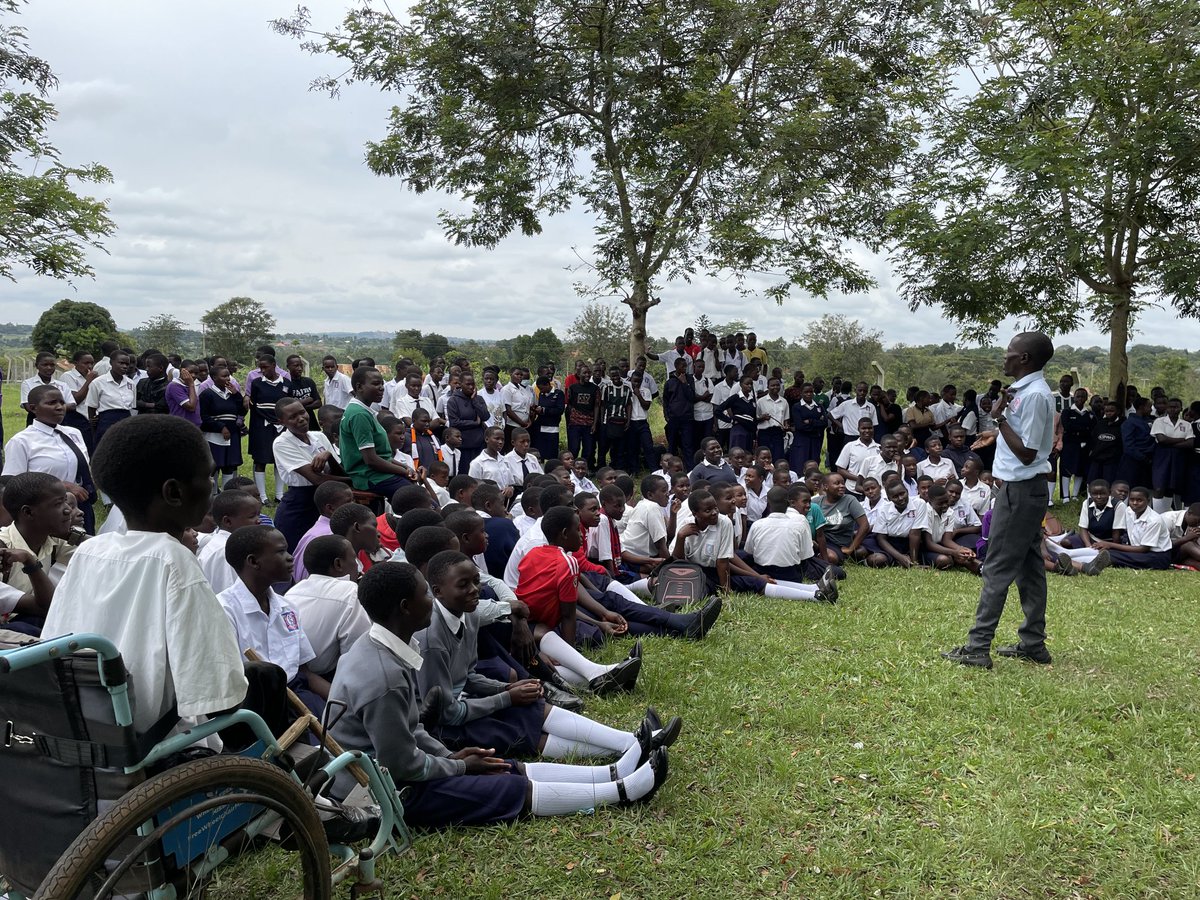 GHI_Network's tweet image. Empowering girls to thrive. Our Building Champions module at Mpigi SS safe space in Busiika Town Council equipped students with knowledge on GBV &amp;amp; safety tips for the upcoming holidays. Let&apos;s work together to keep our girls safe &amp;amp; supported! #GirlPower #SafetyFirst #GHI-Network