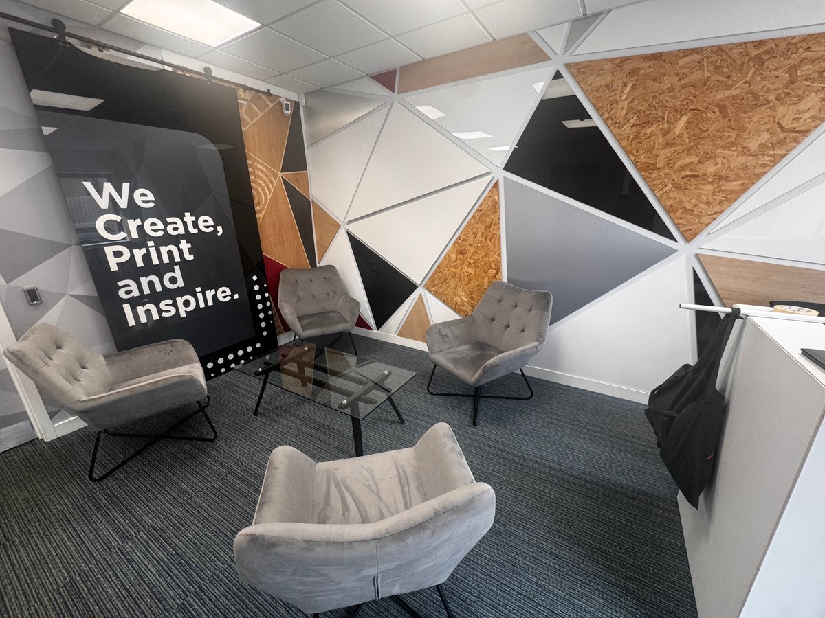 ZundCutter's tweet image. ARC UK, a leading provider of wide-format digital print and creative design services, has reaffirmed its commitment to innovation and growth in the large-format print sector with the installation of a #zundcutter.
Full story here 👉 bit.ly/4o5YFGF
#futureproof