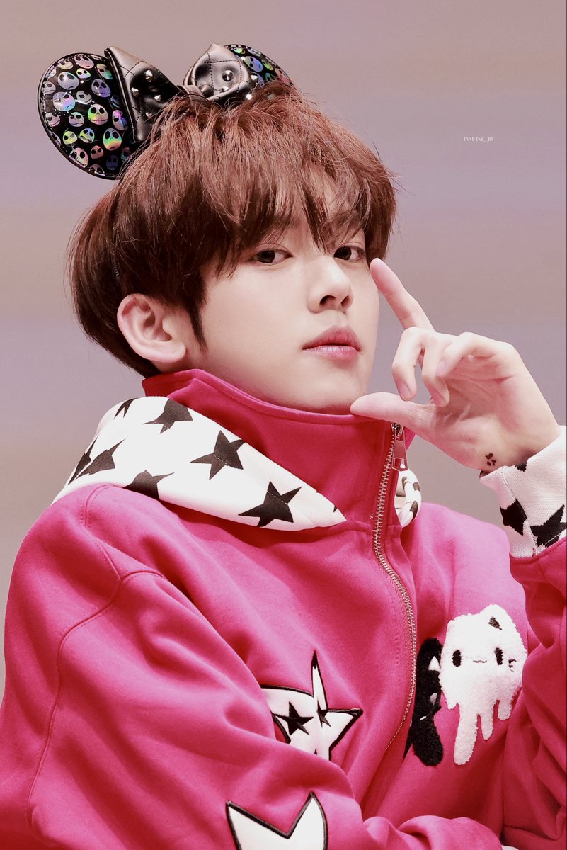 👓

【2025.10.21 MP팬싸】
#HANYUJIN #한유진 #ハンユジン 
#ZEROBASEONE  #ZB1  #제로베이스원